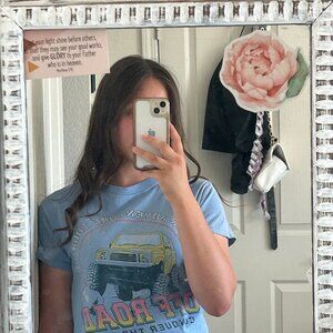 Women’s blue graphic t-shirt (XS)